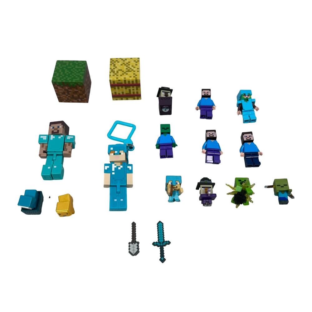 Minecraft Action Figures Loose with Weapons & Accessories Mixed Lot of 18